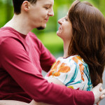 engagementshooting_verlobungsshooting_karlsruhe_kino_ZKM_Kirmes_Jahrmarkt_Karussell_hochzeitsfotografin_paarfotos_featured_012