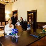 hochzeitsfotografin-hyatt-regency-duesseldorf-standesamt-inselstrasse-17-pebbles-river-salon-concert-featured-26