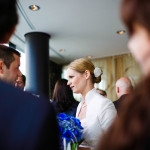 hochzeitsfotografin-hyatt-regency-duesseldorf-standesamt-inselstrasse-17-pebbles-river-salon-concert-featured-90