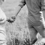 engagementshooting-paarfotos-frankfurt-am-main-ffm-hessen-fachhochschule-campus-hochzeitsfotografin-duesseldorf-koeln-aachen-heinsberg-geilenkirchen-featured_013