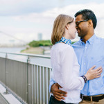 engagementshooting-paarfotos-duesseldorf-hafen-industriehafen-hyatt-gehry-bauten-innenhafen-container-fernsehturm-hochzeitsfotografin-aachen-geilenkirchen-heinsberg-koeln-eschweiler-featured_009